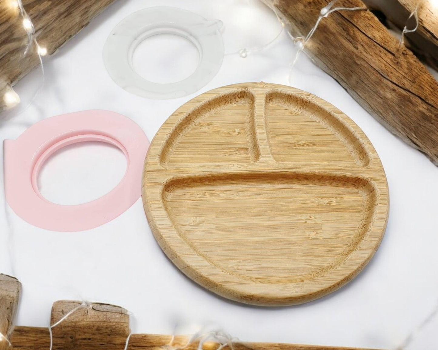 Assiettes à compartiments, bois et silicone pour cadeau de naissance et découverte des repas